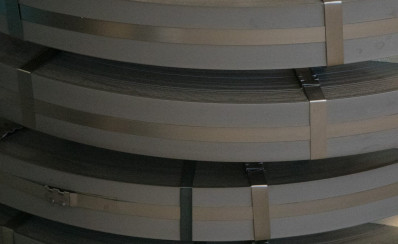 Hot-rolled wear-reistant steel 