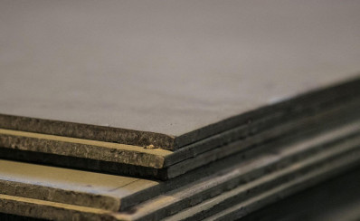 Hot-rolled wear-reistant steel 