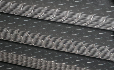 Perforated steel sheets / floor plates