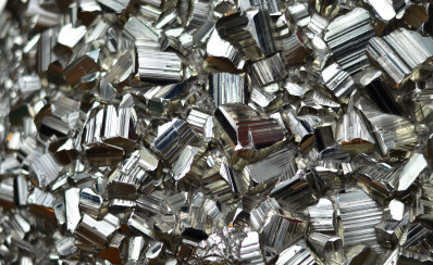 Auxilliary material for metallurgy