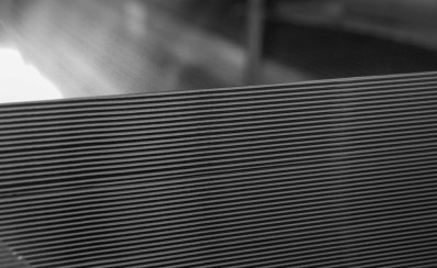 TABLĂ  ZINCATĂ CU GRANULAȚIE FINĂ